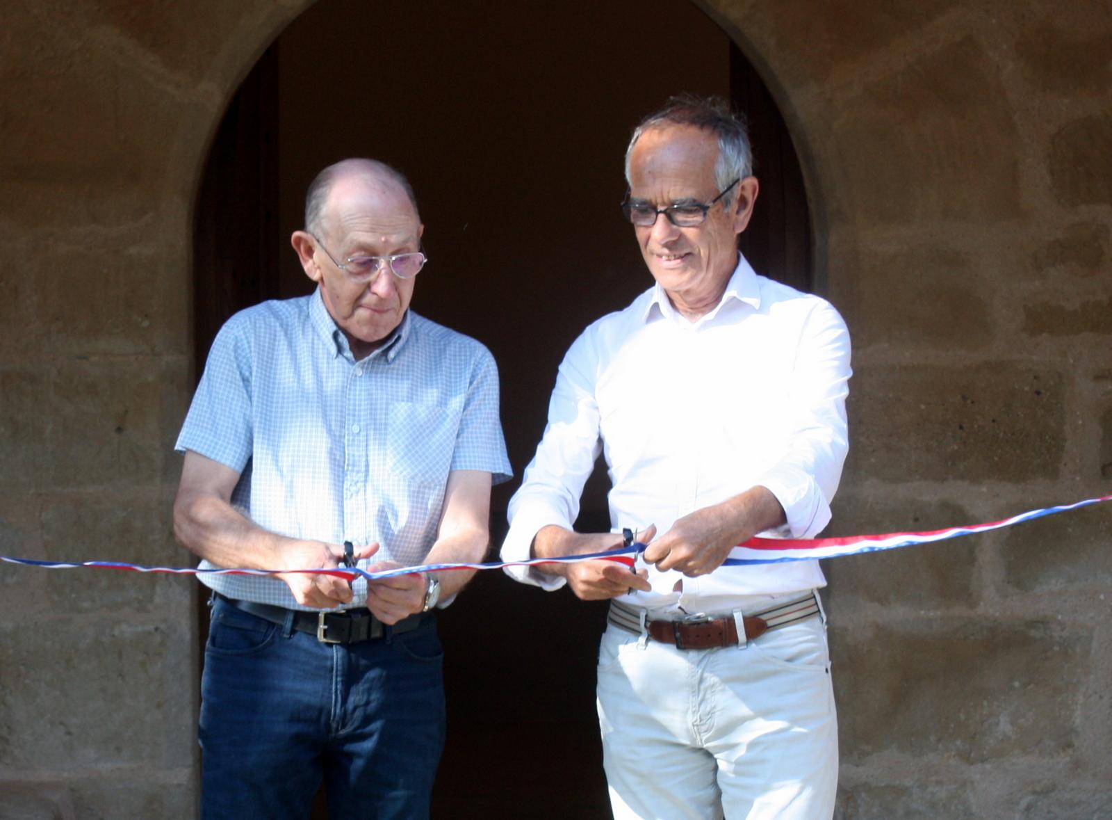 Cérémonie d'inauguration avec le maire Daniel Gaillard et le sénateur Jean-Jacques Micheau